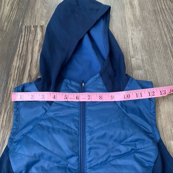 The North Face NEW Motivation Psonic Flashdry in Estate Blue Vest - Picture 14 of 14